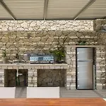 Paleo Villa *