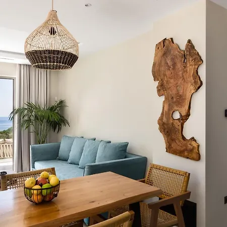 Paleo Villa *