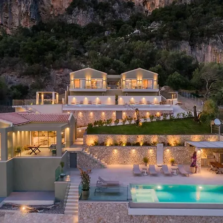 Paleo Villa