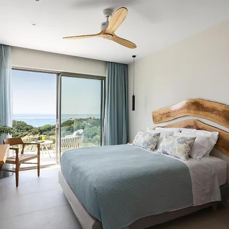 וילה Paleo Lákones